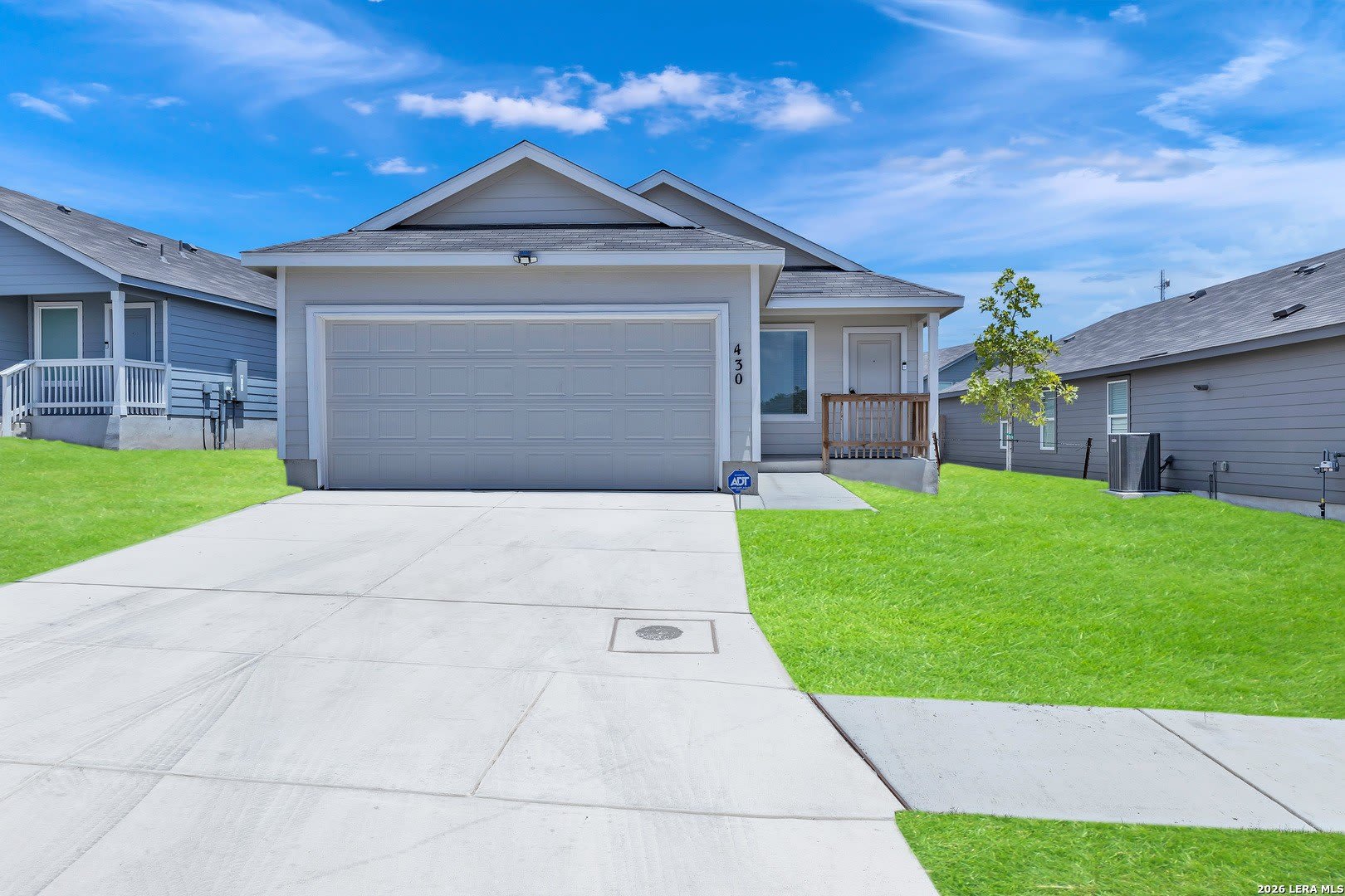 430 Sarah Way – photo 1
