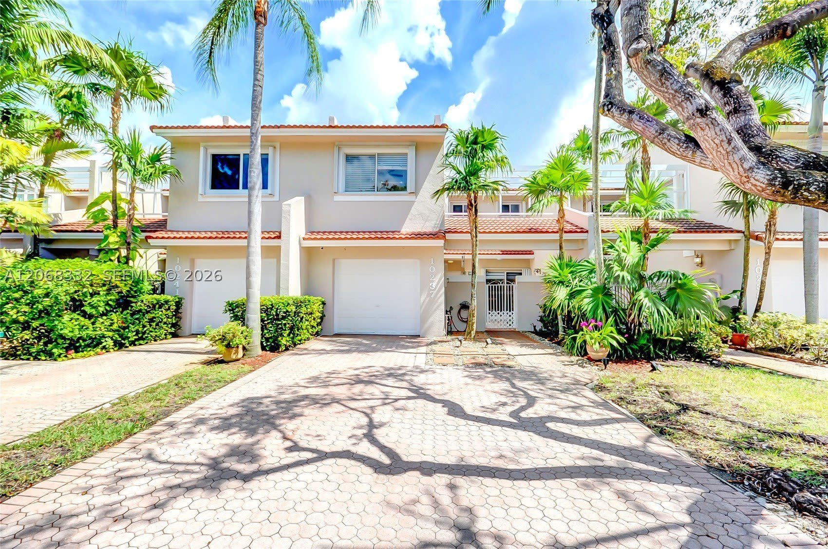 10237 NW 52nd Ln – photo 1