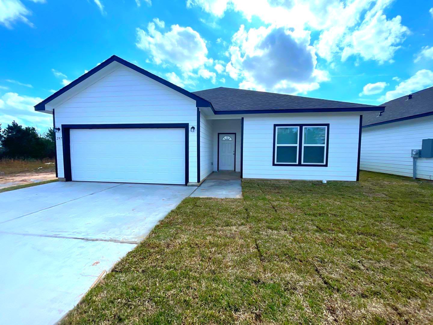 245 County Rd 5017**Ask about our NO CASH DEPOSIT option!** – photo 1 of 32
