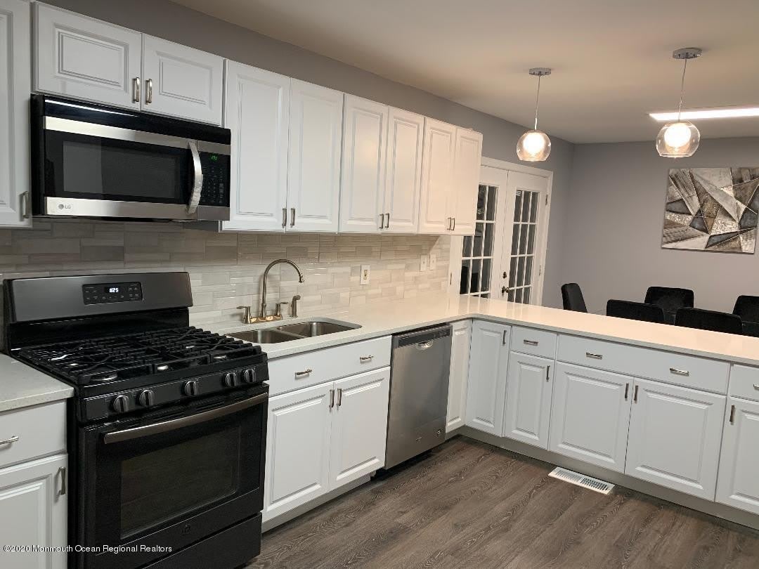 479 Cedar Avenue – photo 1 of 14