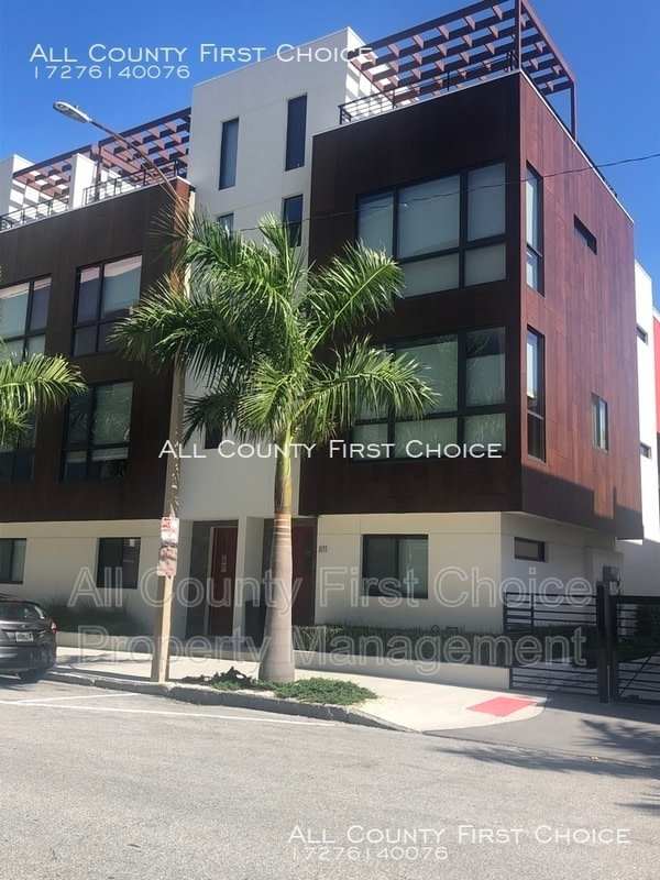 815 Arlington Ave N – photo 1