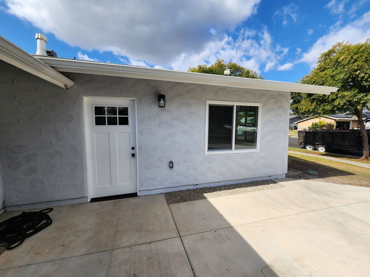 Beatiful Remodeled 1 Bed, 1 Bath ADU! – photo 1 of 13