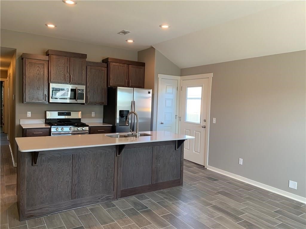 404 W Weymouth Court – photo 1