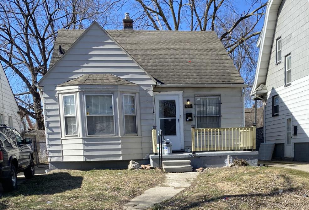 9187 Mendota St – photo 1