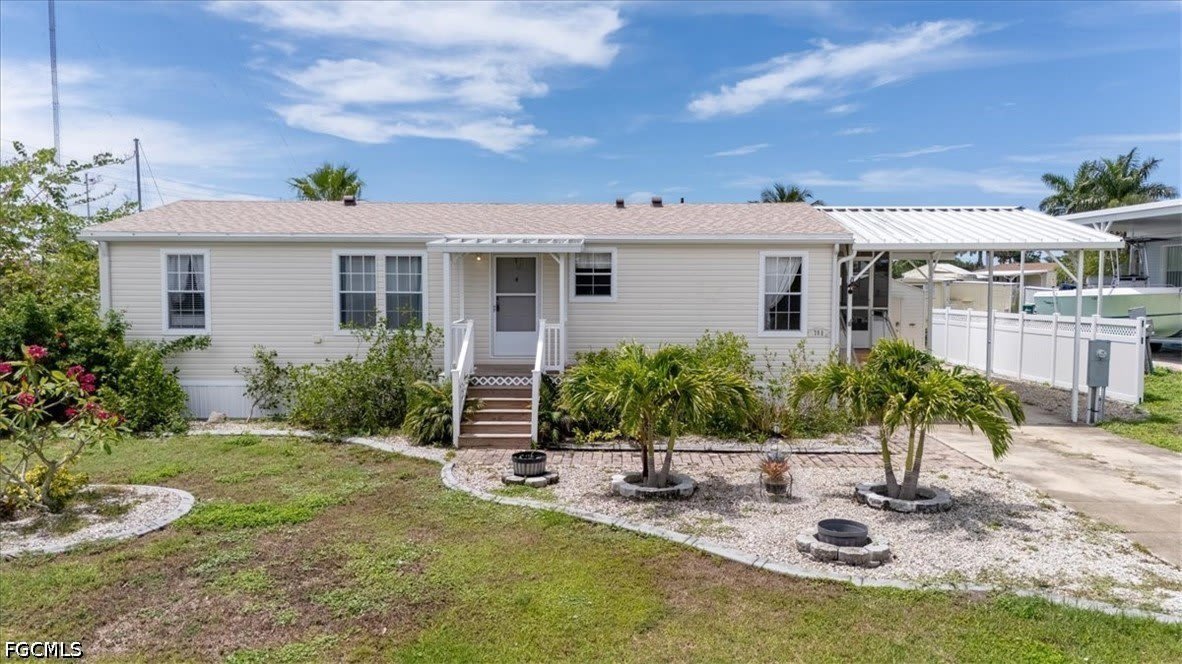 701 Coral Drive – photo 1