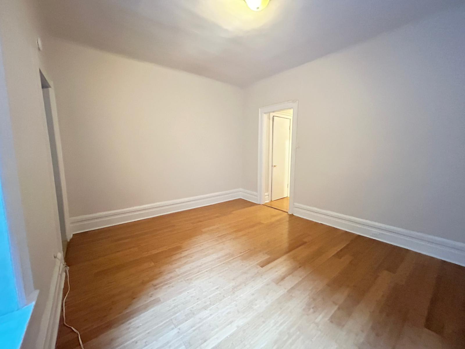 380 St Johns Pl – photo 1