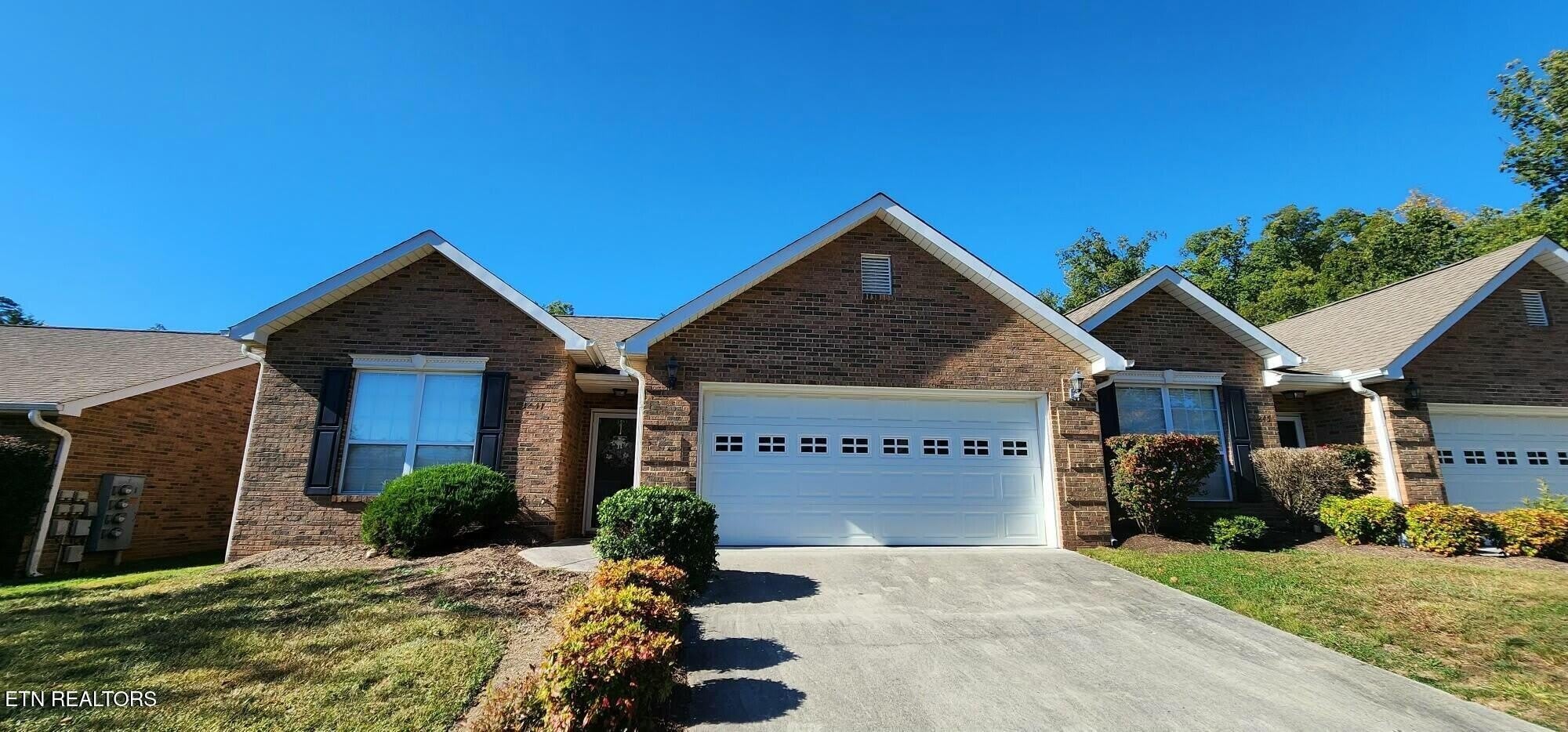 3241 Mountain Spring Way – photo 1