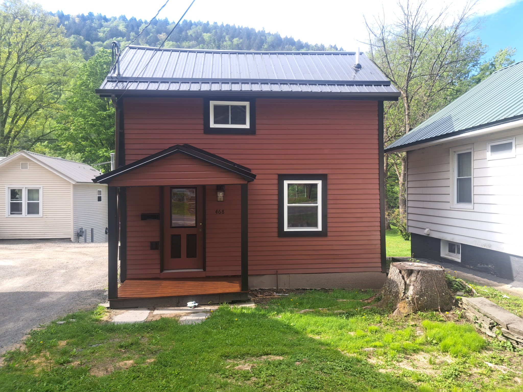 468 E Front St – photo 1 of 14