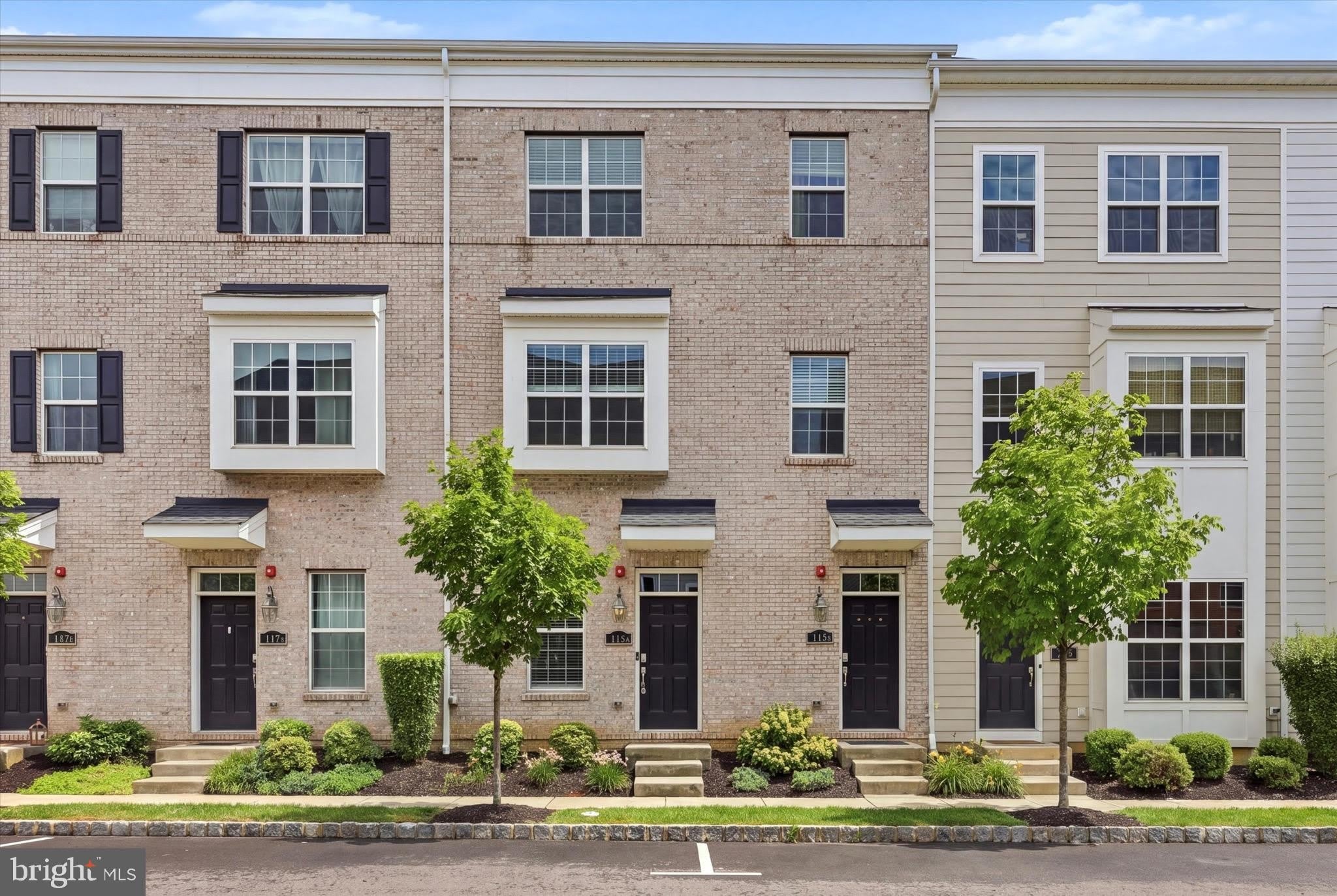 115-A KING Street – photo 1 of 15