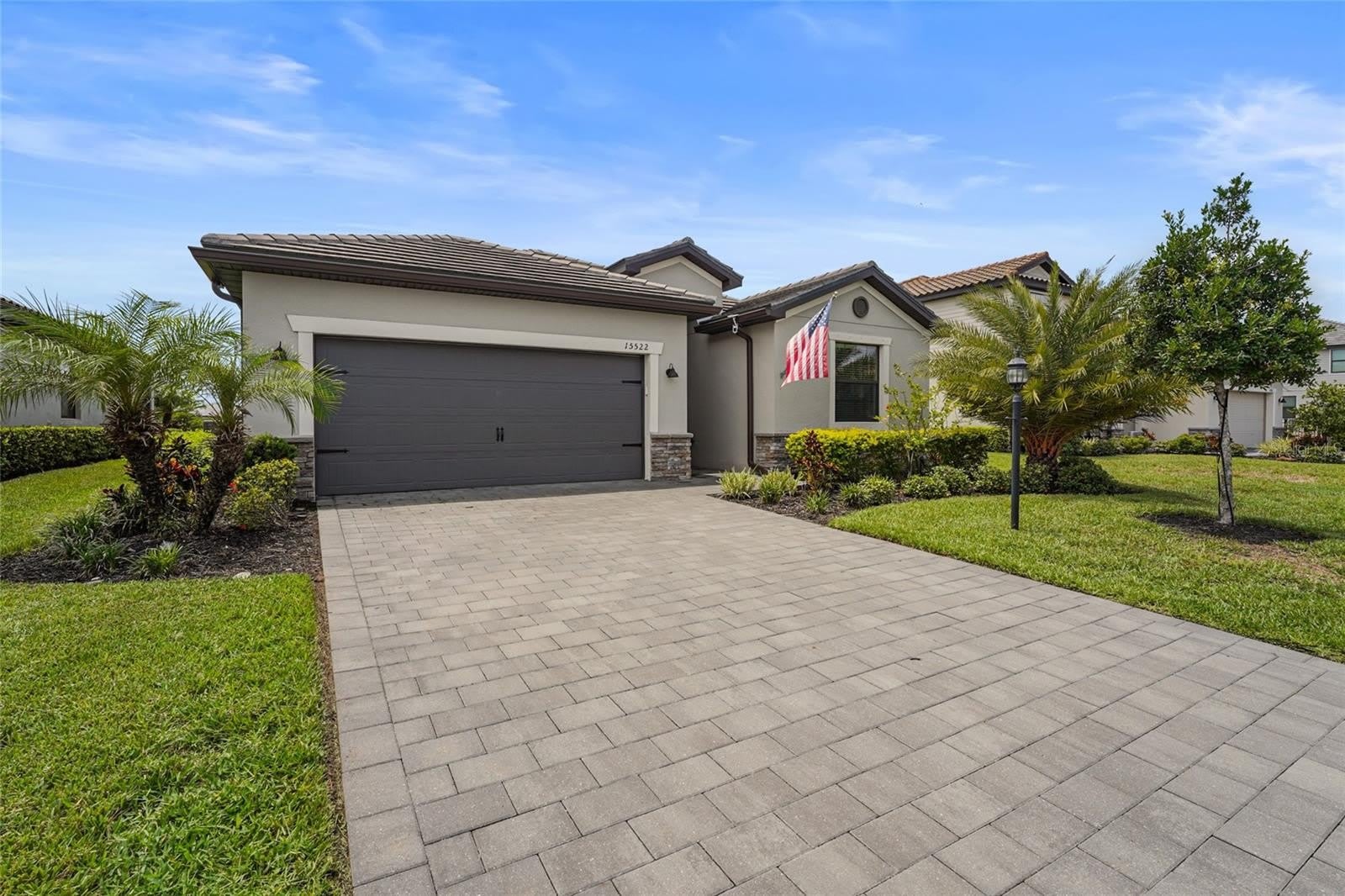 15522 ISLANDWALK Avenue – photo 1