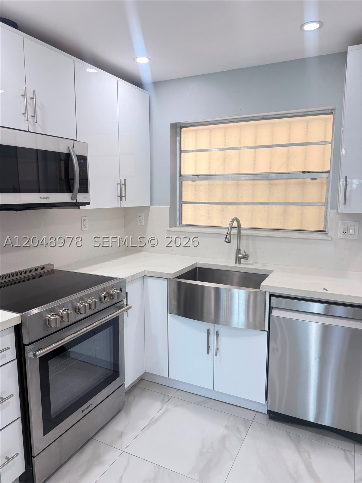 453 Sw 2Nd St – photo 1