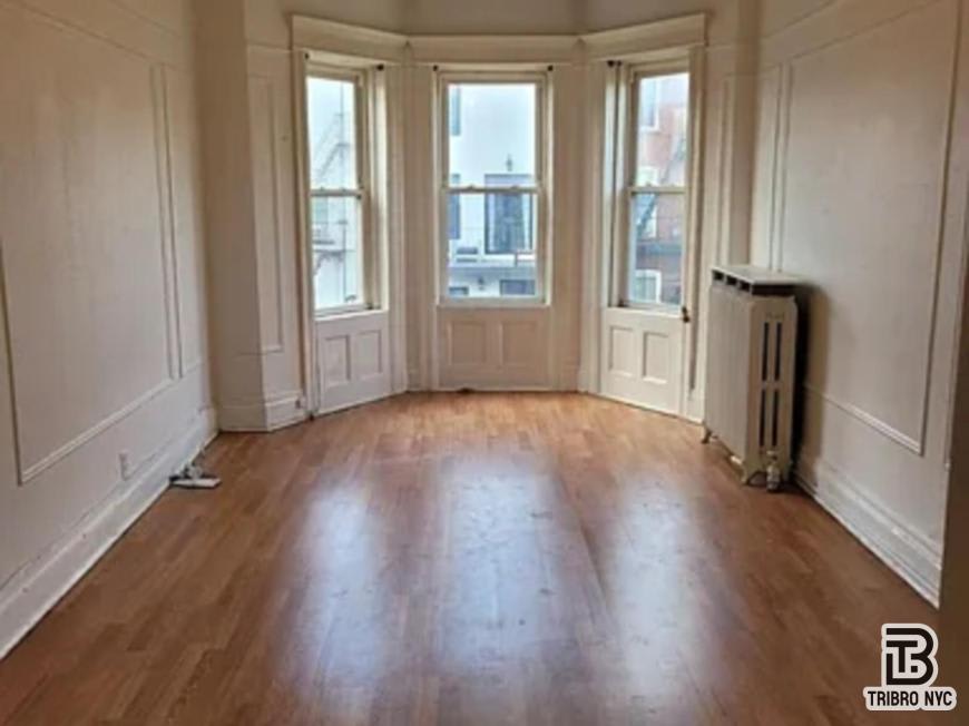 371 Madison Street – photo 1