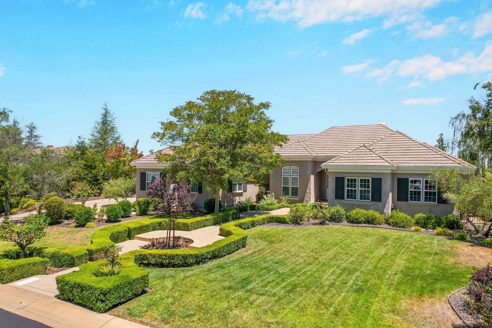 6BD/4.5BA Single Story Home in Ruby Hill + Office, Backyard Pool, and Spa! – photo 1