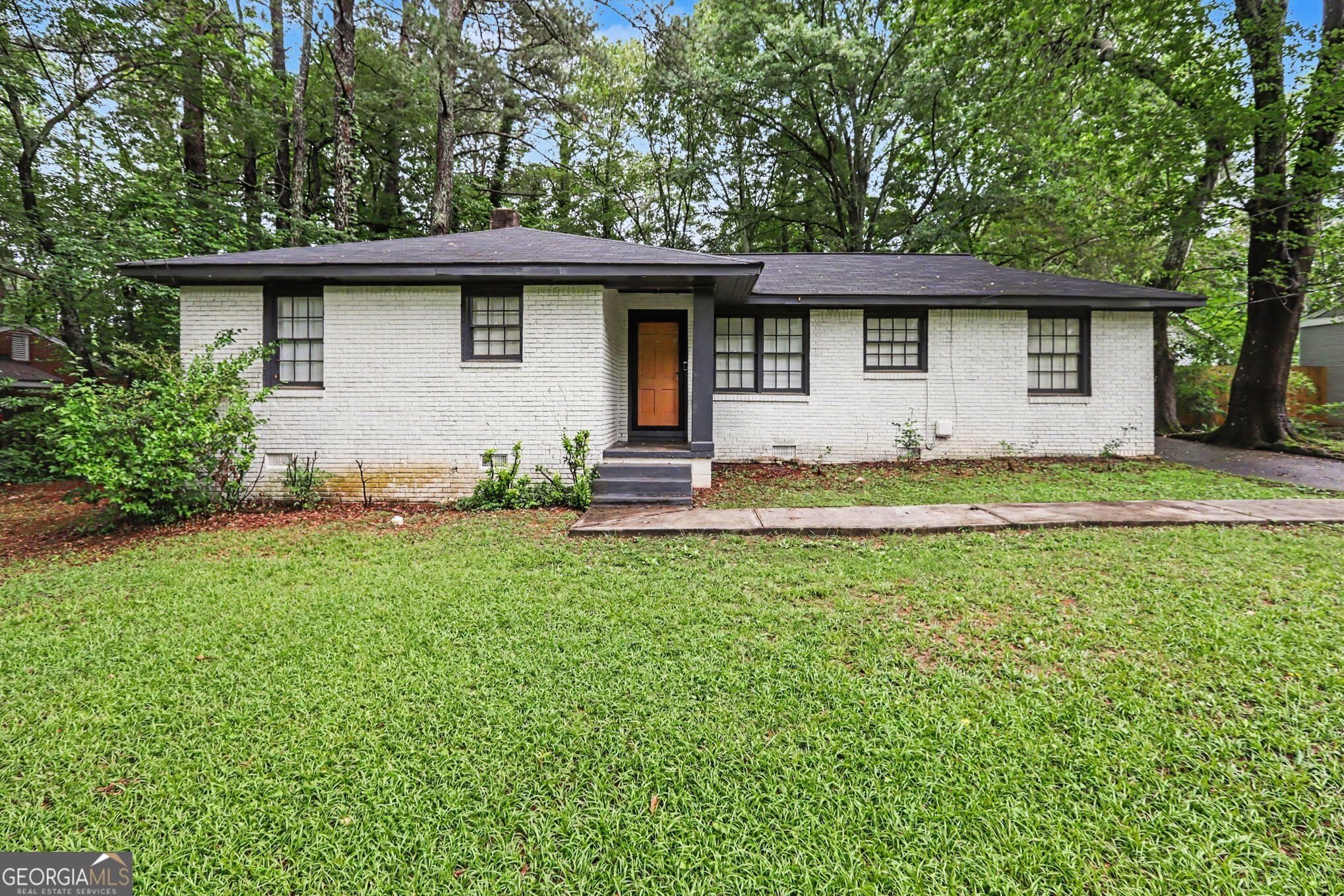 3743 Poplar Drive – photo 1 of 19