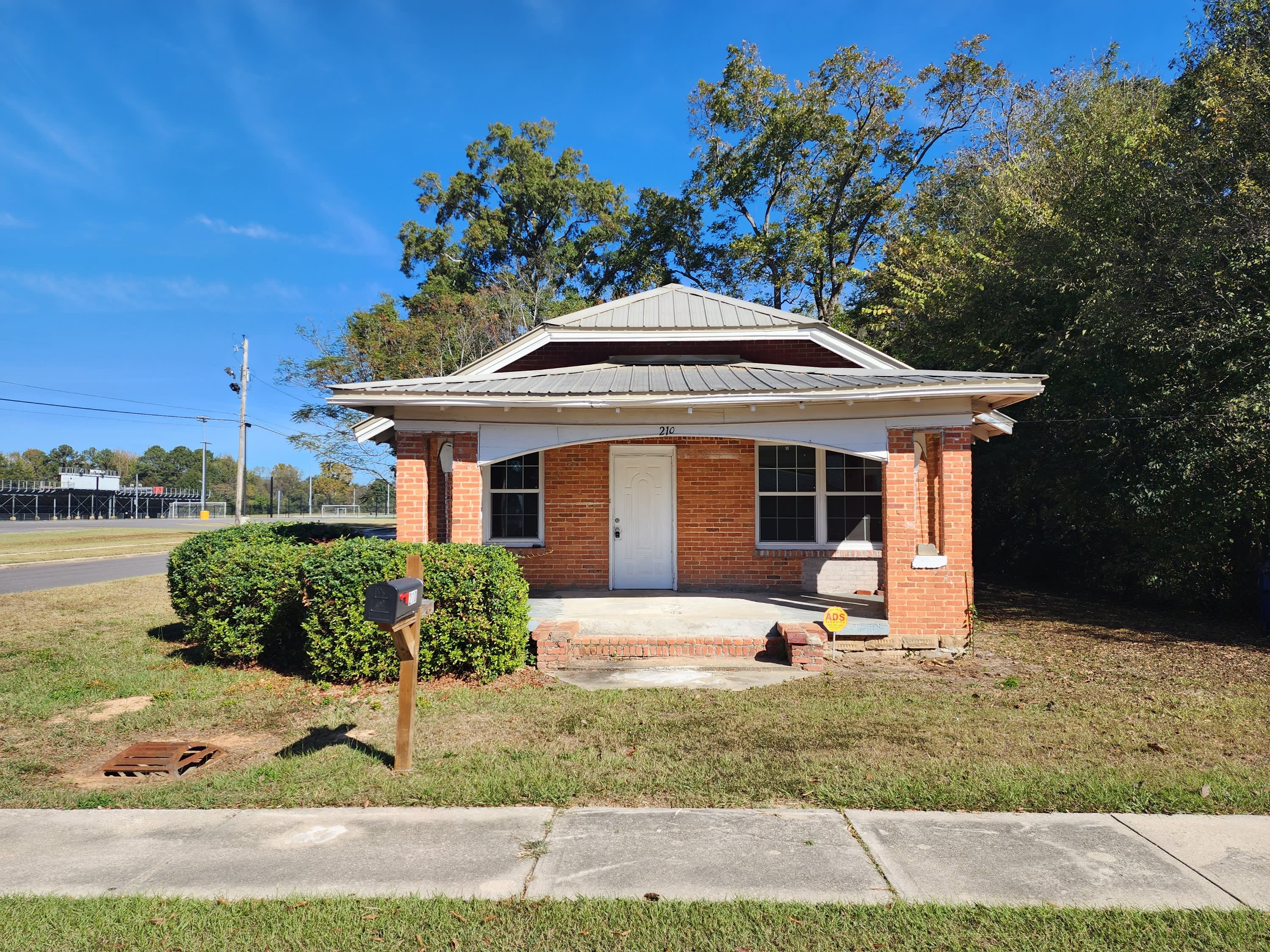 210 Osceola StreetWetumpka – photo 1 of 29