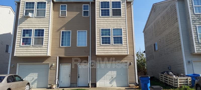 5719 NE 135th Ave – photo 1