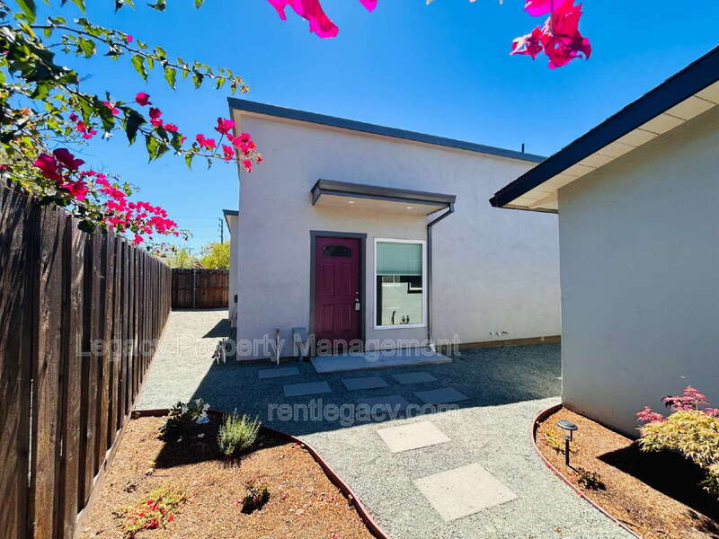 1195 Heather Ct – photo 1