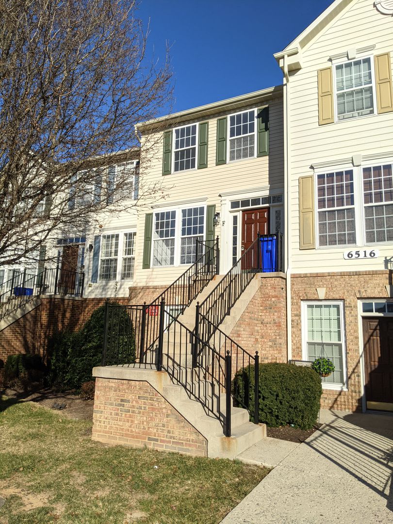 Renovated UPPER LEVEL condo in Ballenger Creek available now! – photo 1 of 33