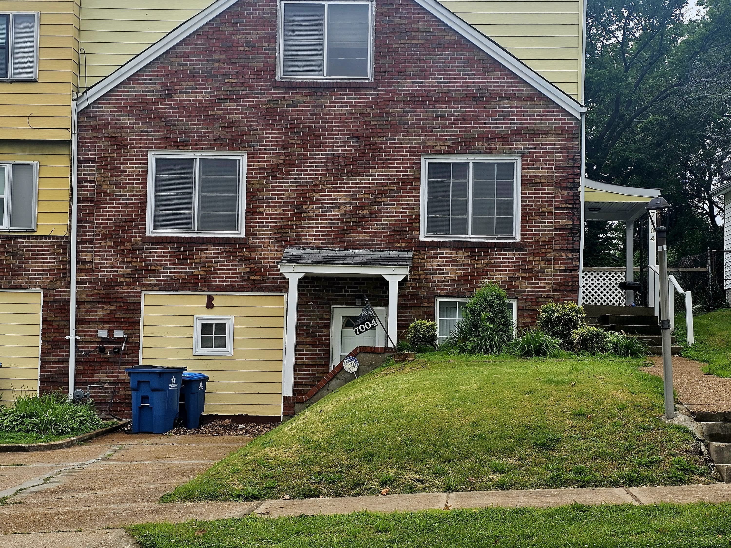 7004 Glenmore Avenue – photo 1 of 23