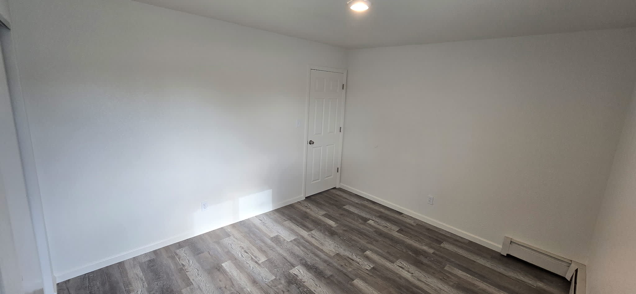 3289 1/2 Lombardy Lane – photo 1 of 8