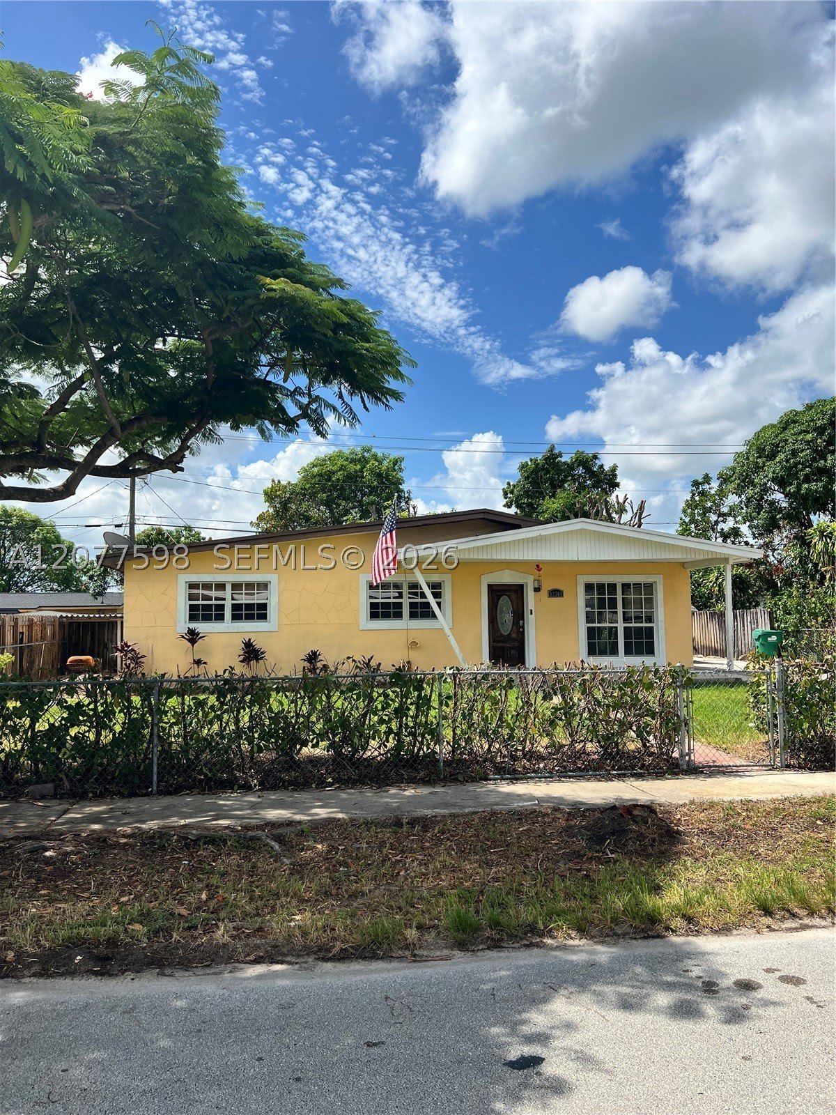 12360 SW 188th Ter – photo 1