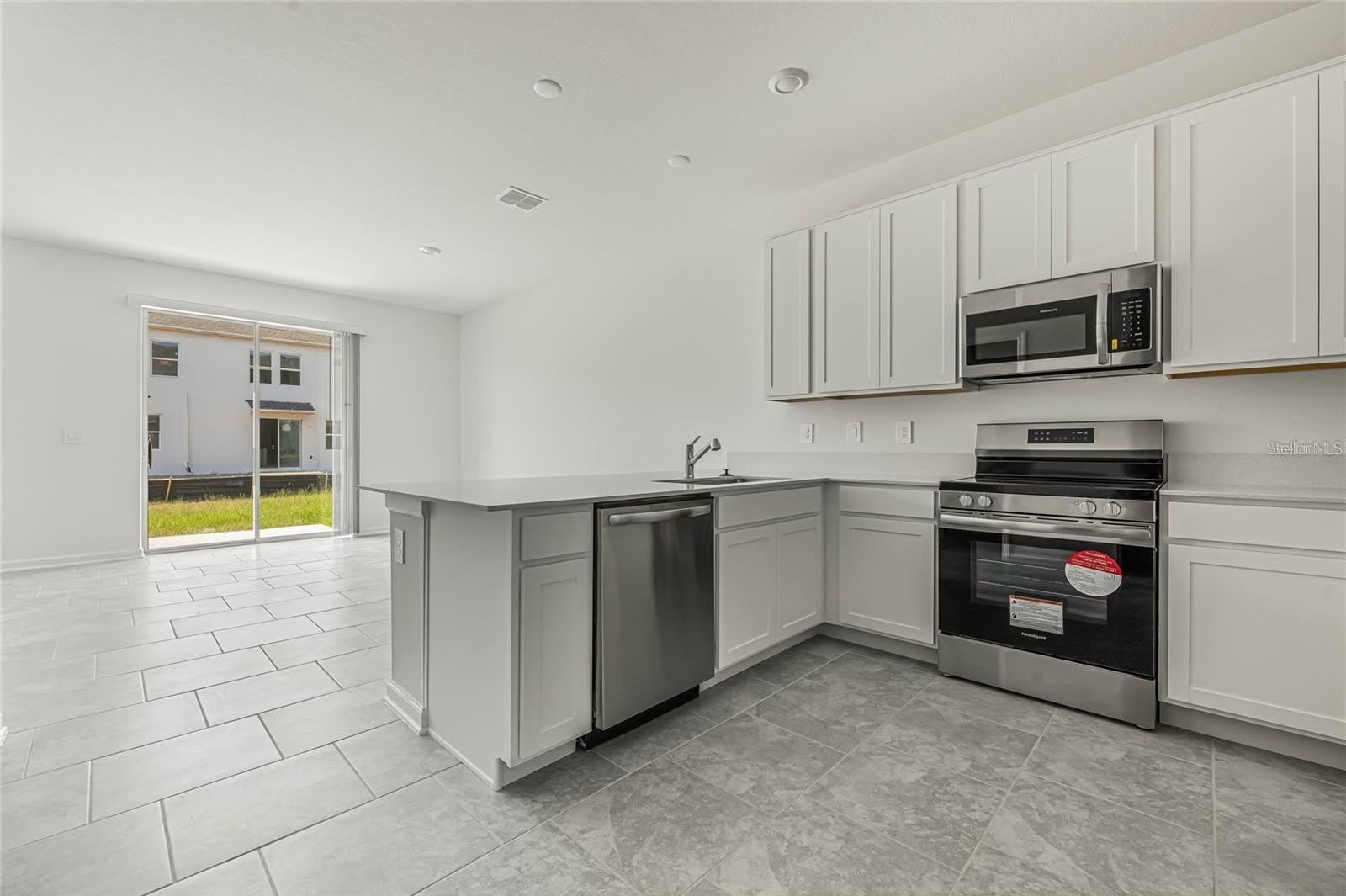 3286 LAURENT Loop – photo 1