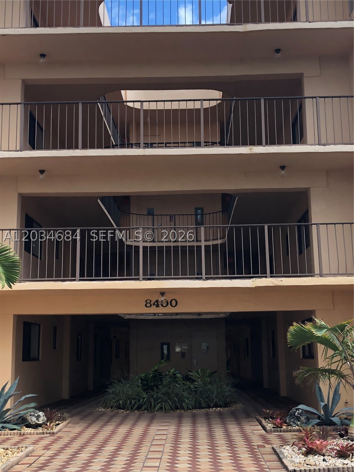 8400 SW 133rd Ave Rd – photo 1