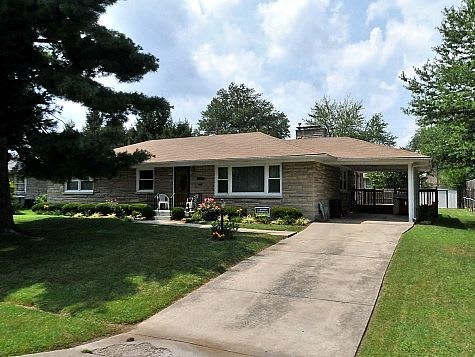 2716 Sharon Way – photo 1