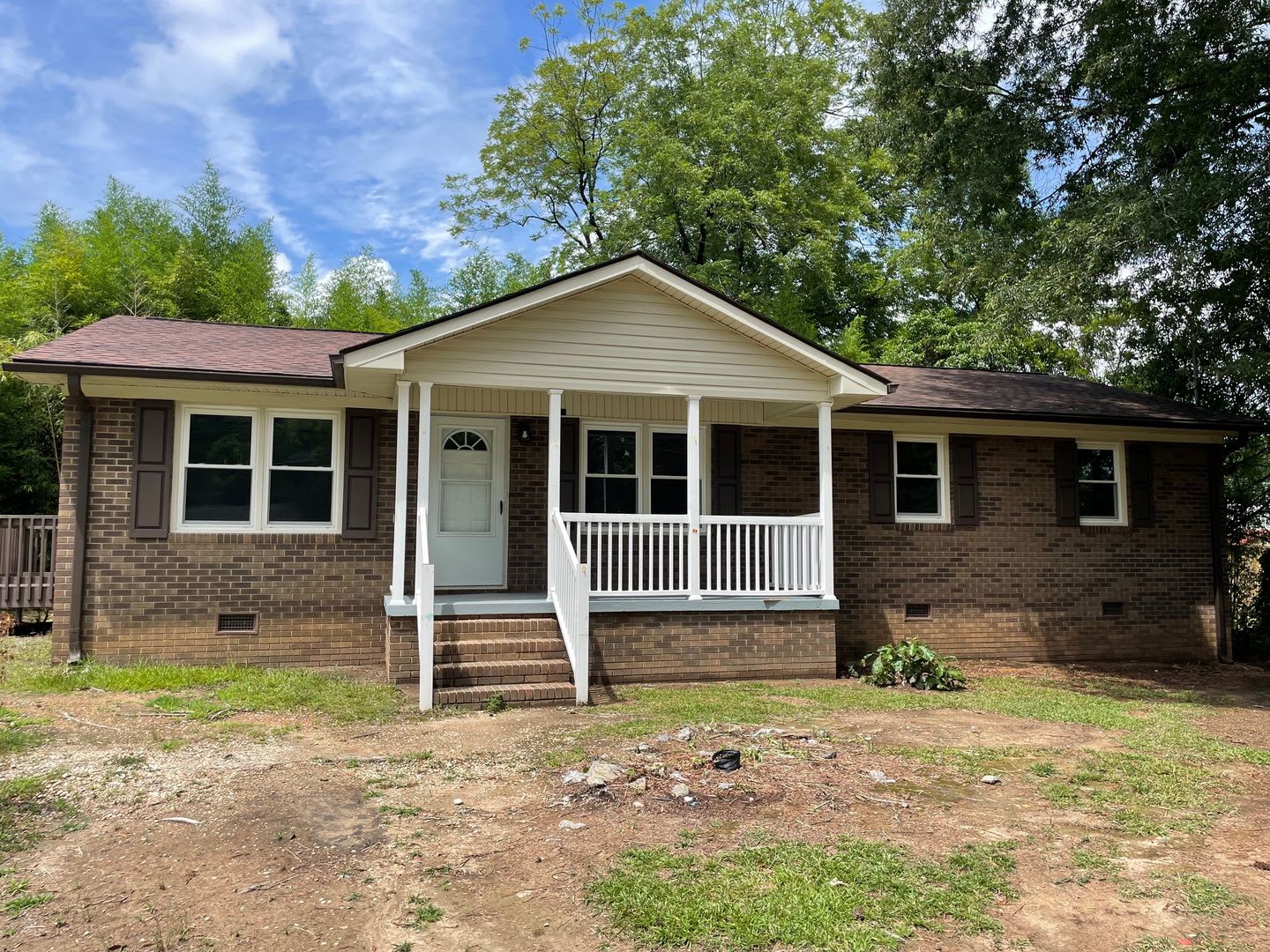 NEWLY RENOVATED 3 BED, 2 BATH BRICK HOME LOCATED IN TROY! – photo 1 of 20