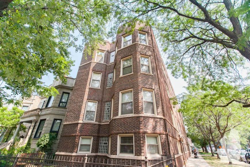 1214 W Waveland – photo 1