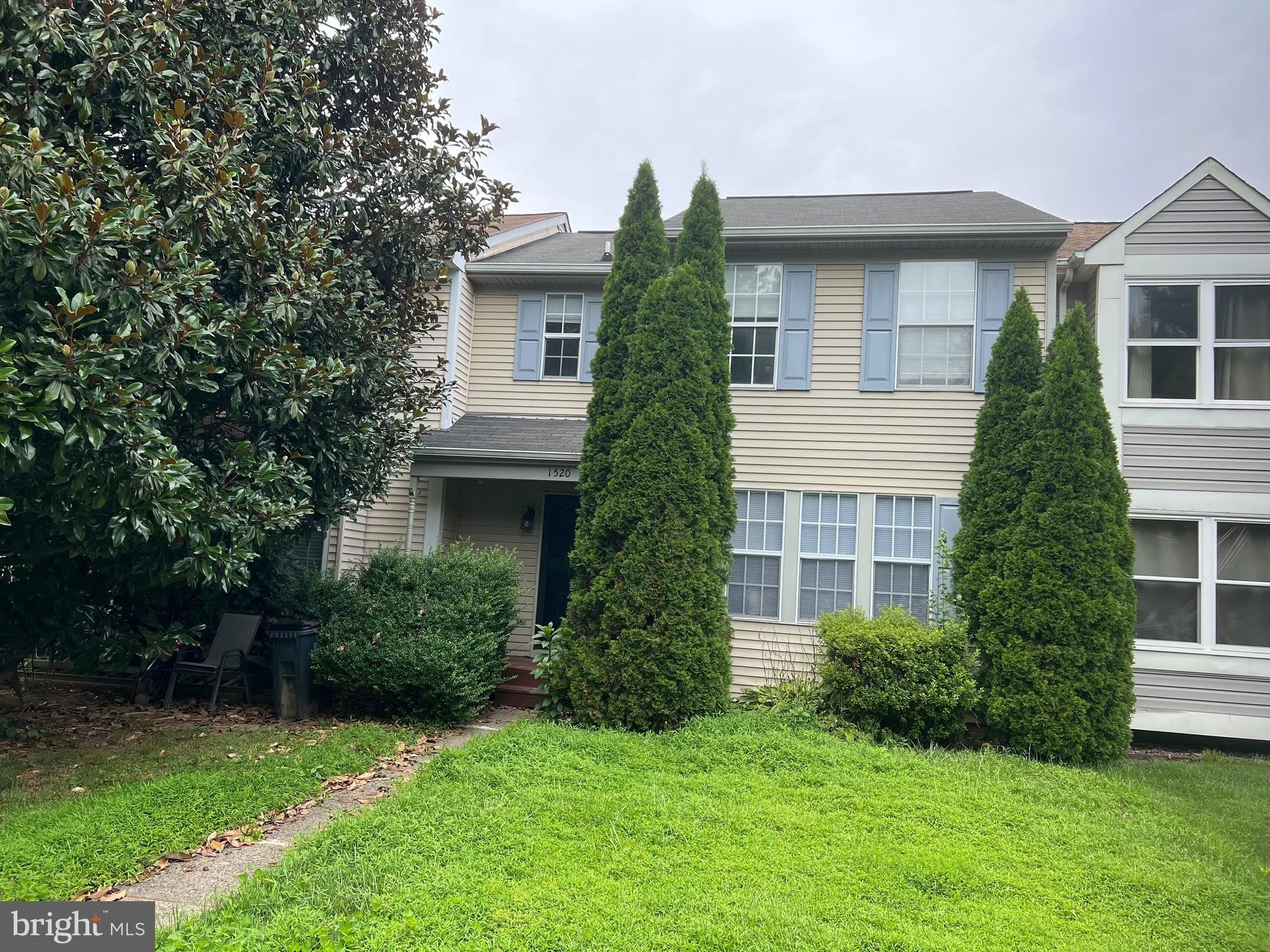 1520 MURRAY PLACE – photo 1 of 19