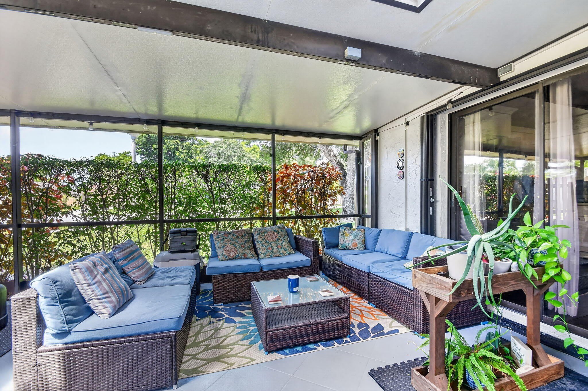812 NW 30th Avenue – photo 1