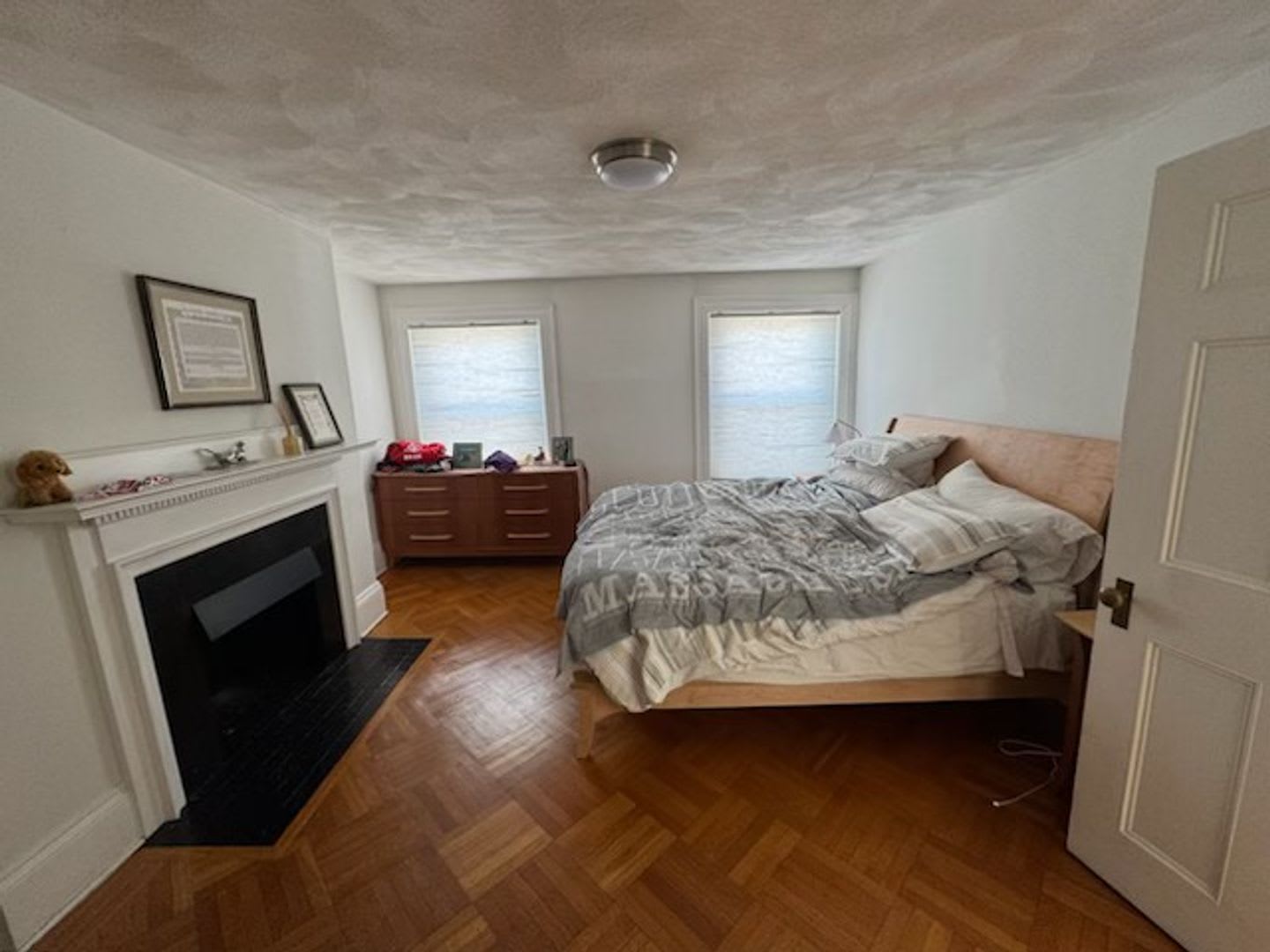 Charming 3 Bedroom – photo 1 of 285