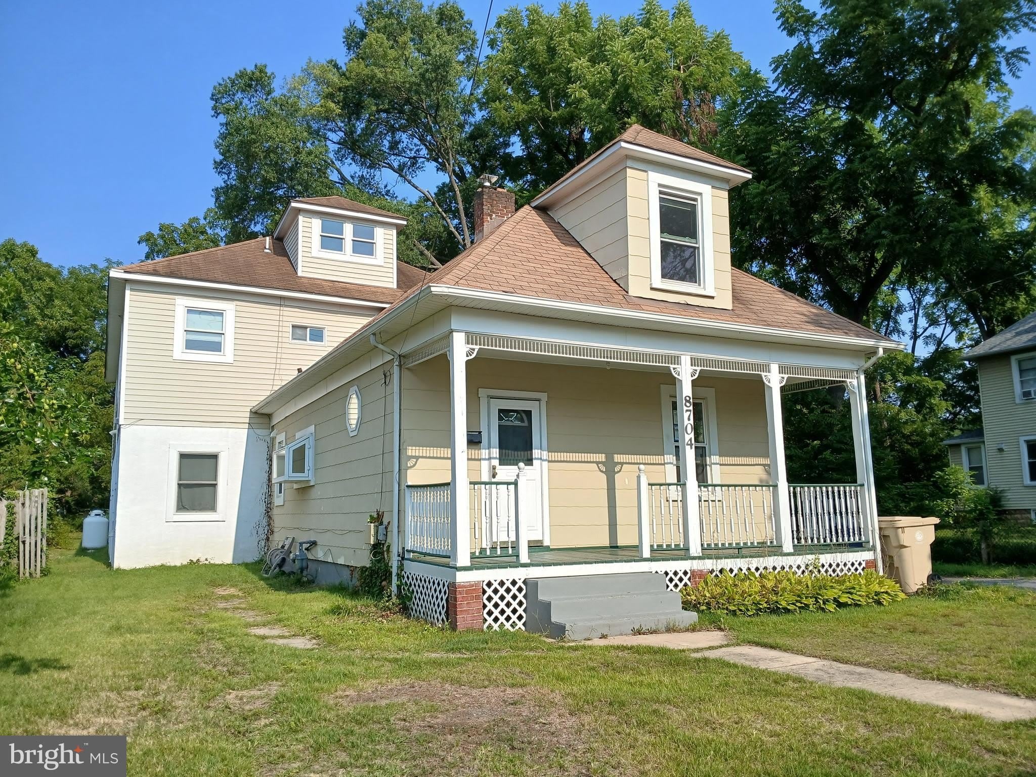 8704 RHODE ISLAND Avenue – photo 1