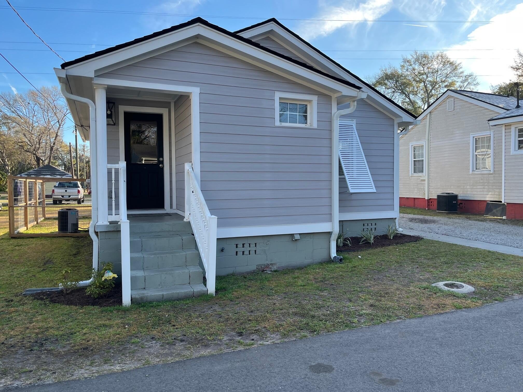 3722 Tim Street – photo 1 of 12