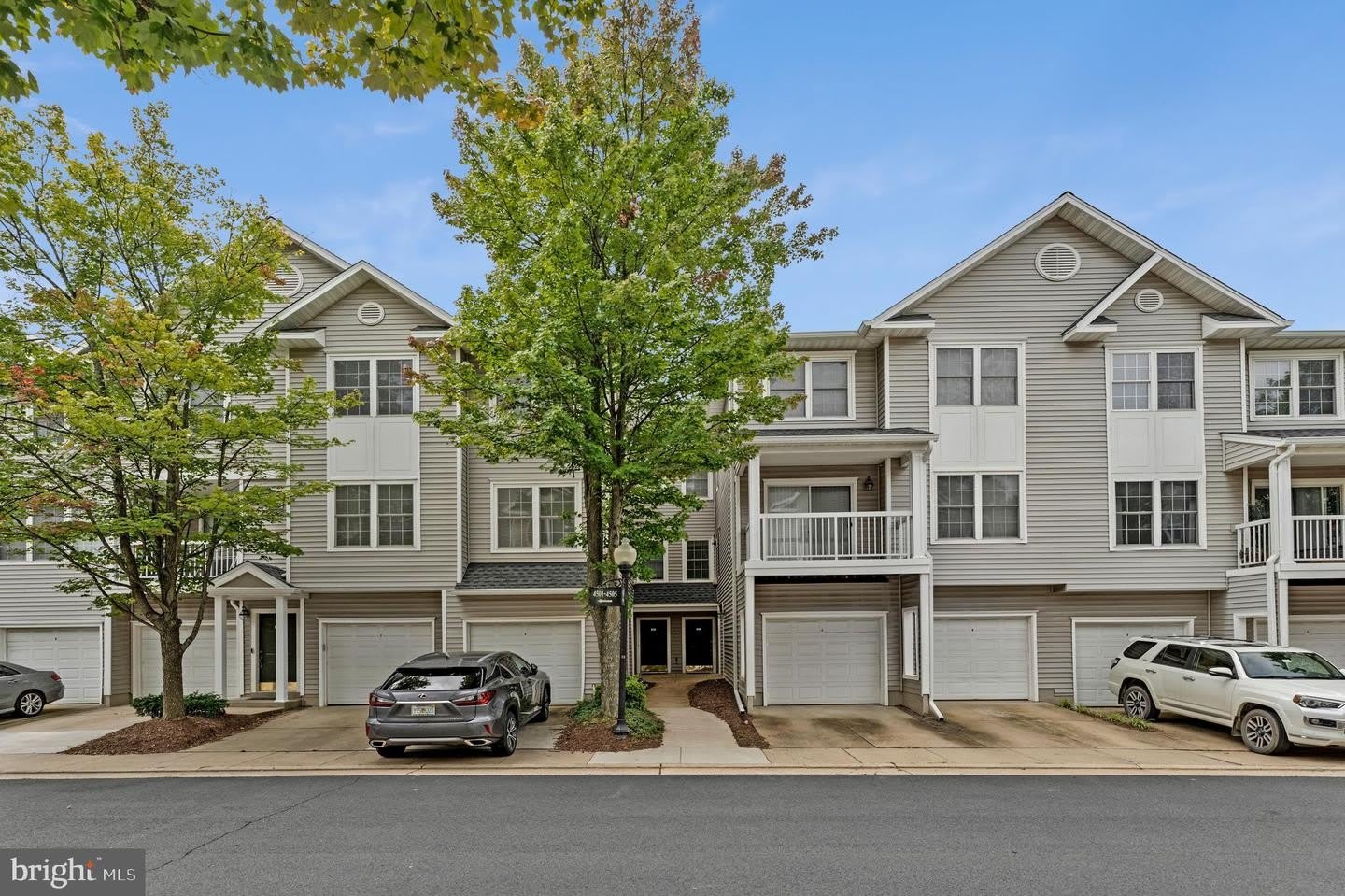 4507 SUPERIOR SQ – photo 1 of 45