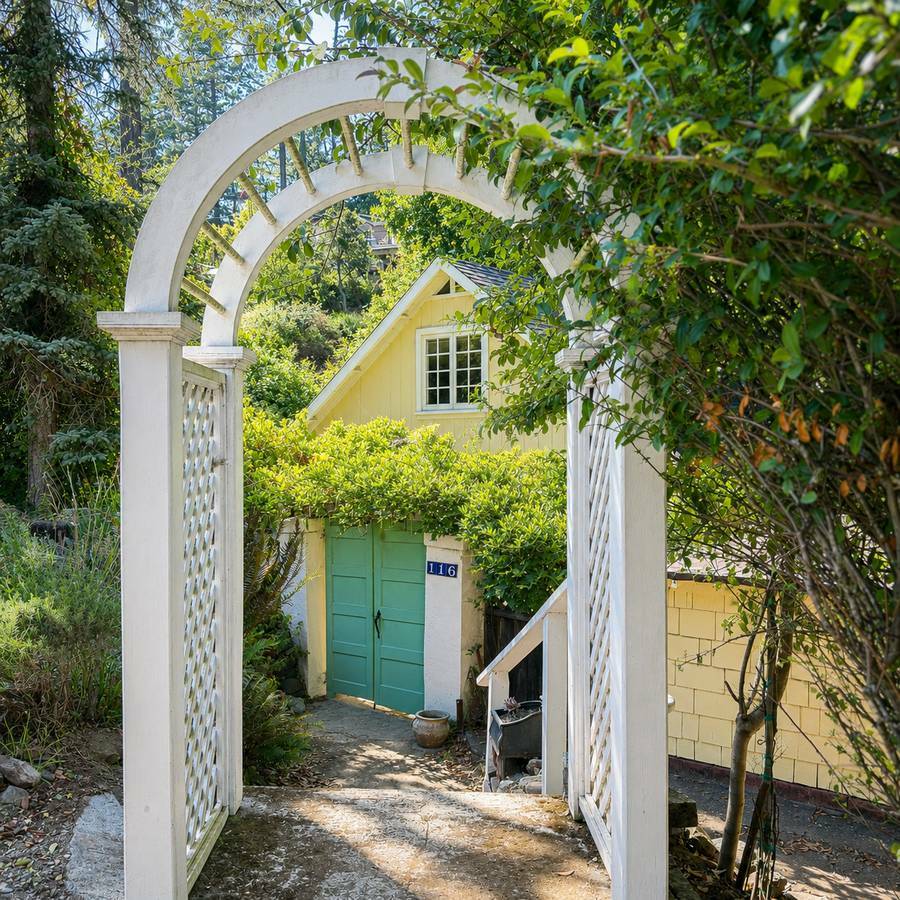116 Carson Road – photo 1 of 23