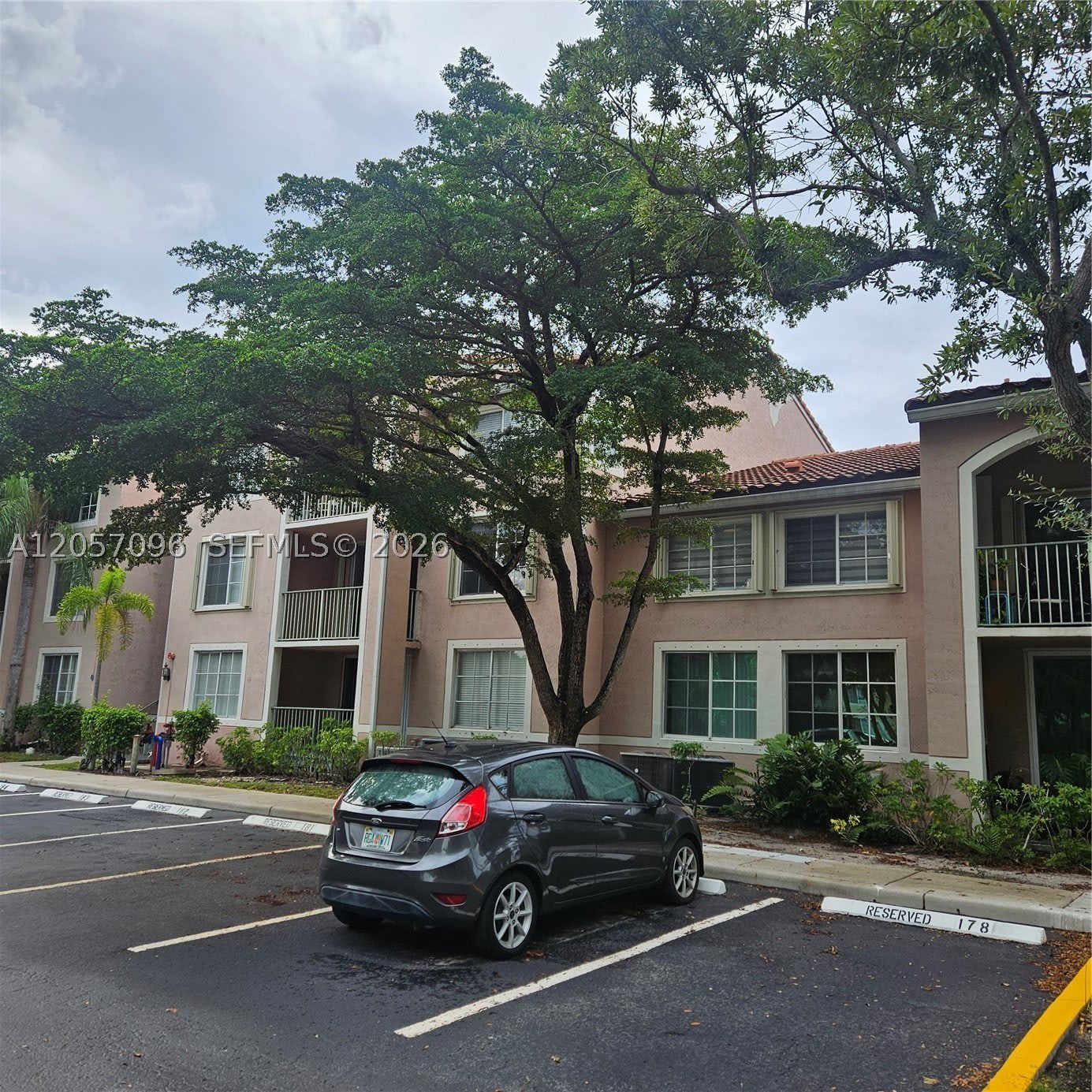 12124 Saint Andrews Pl – photo 1