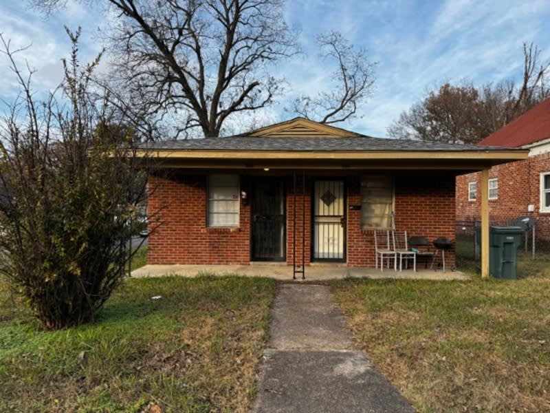 832 Whitford Pl – photo 1