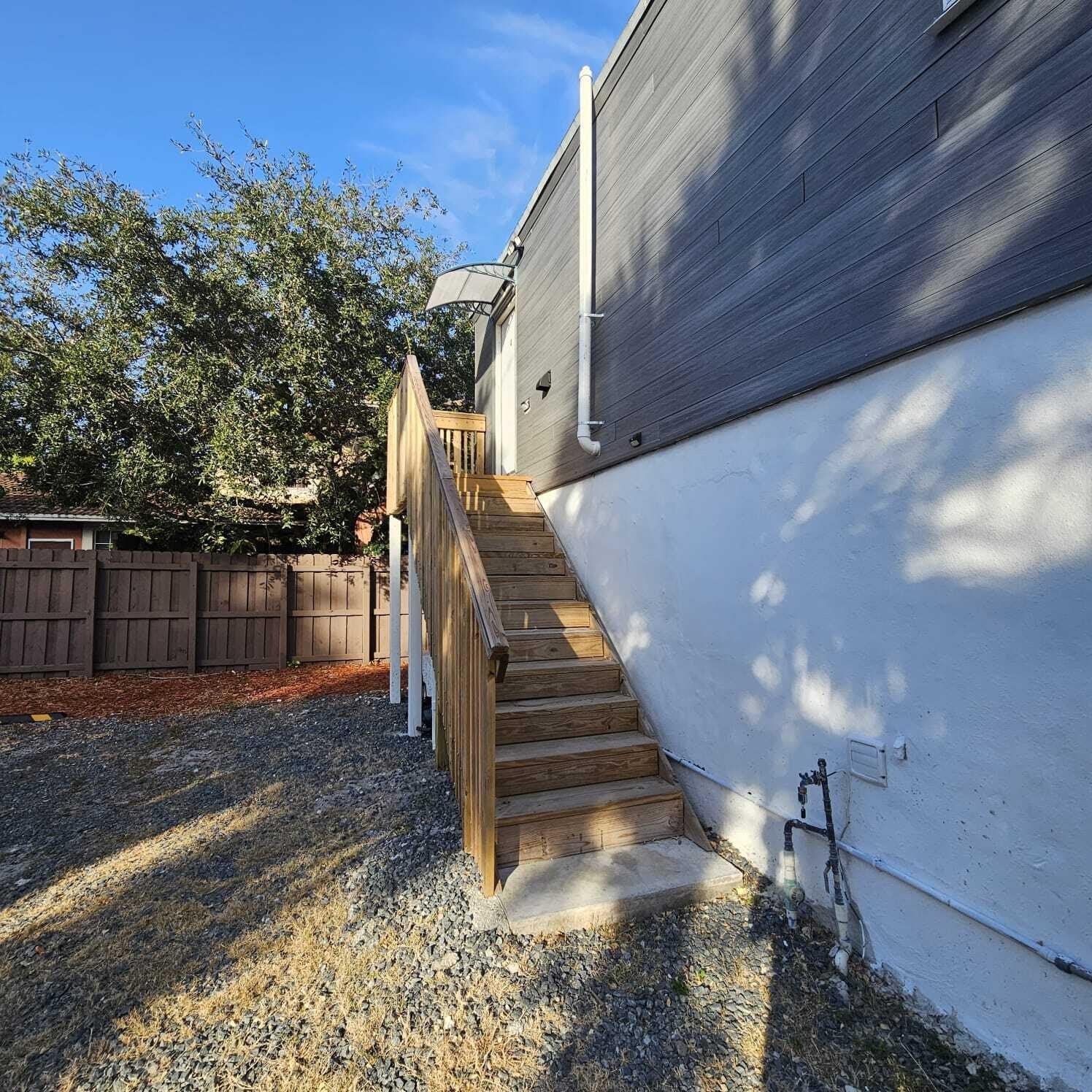 206 NE 13th Street – photo 1