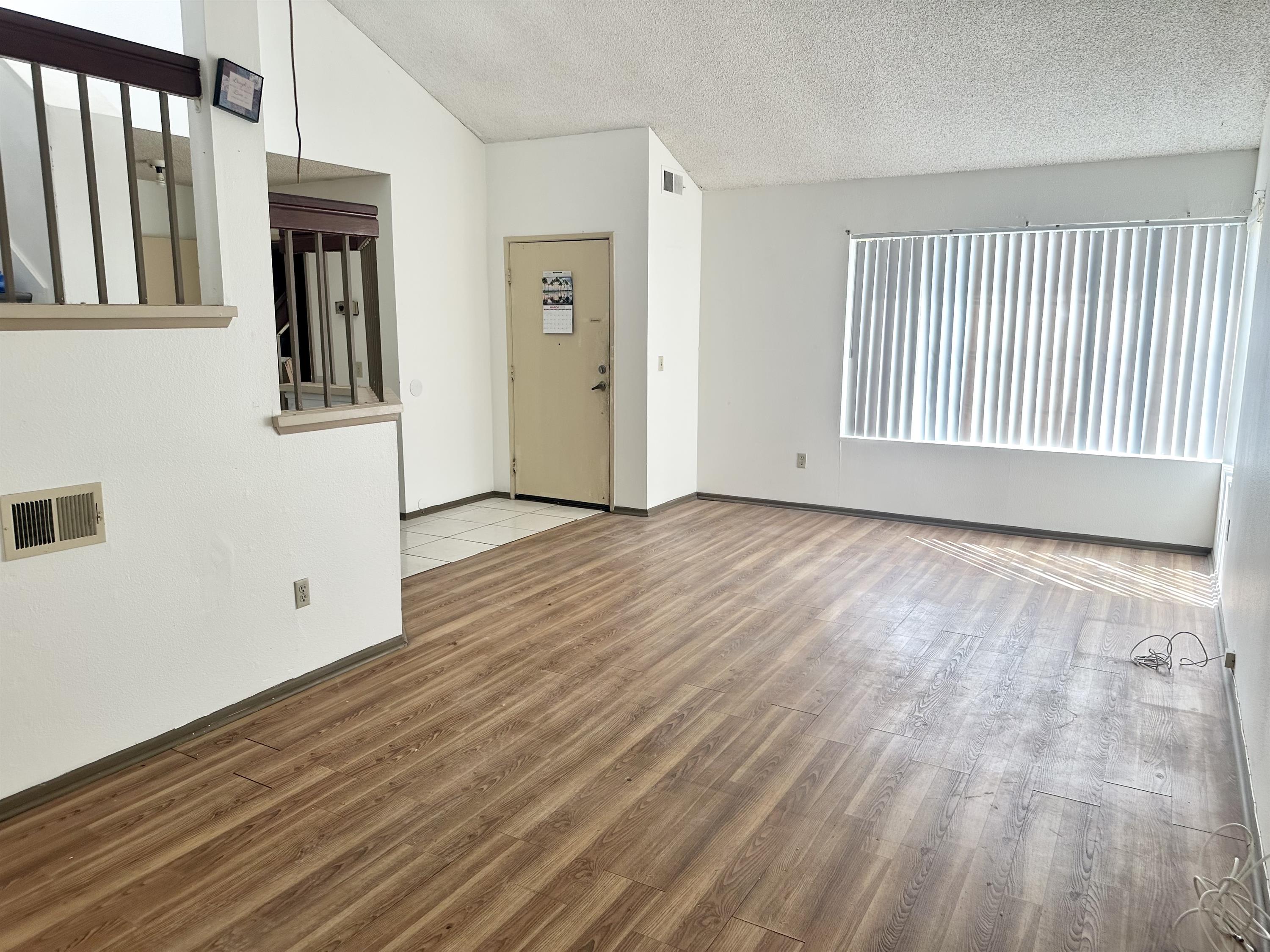 6950 Bullock Dr. – photo 1