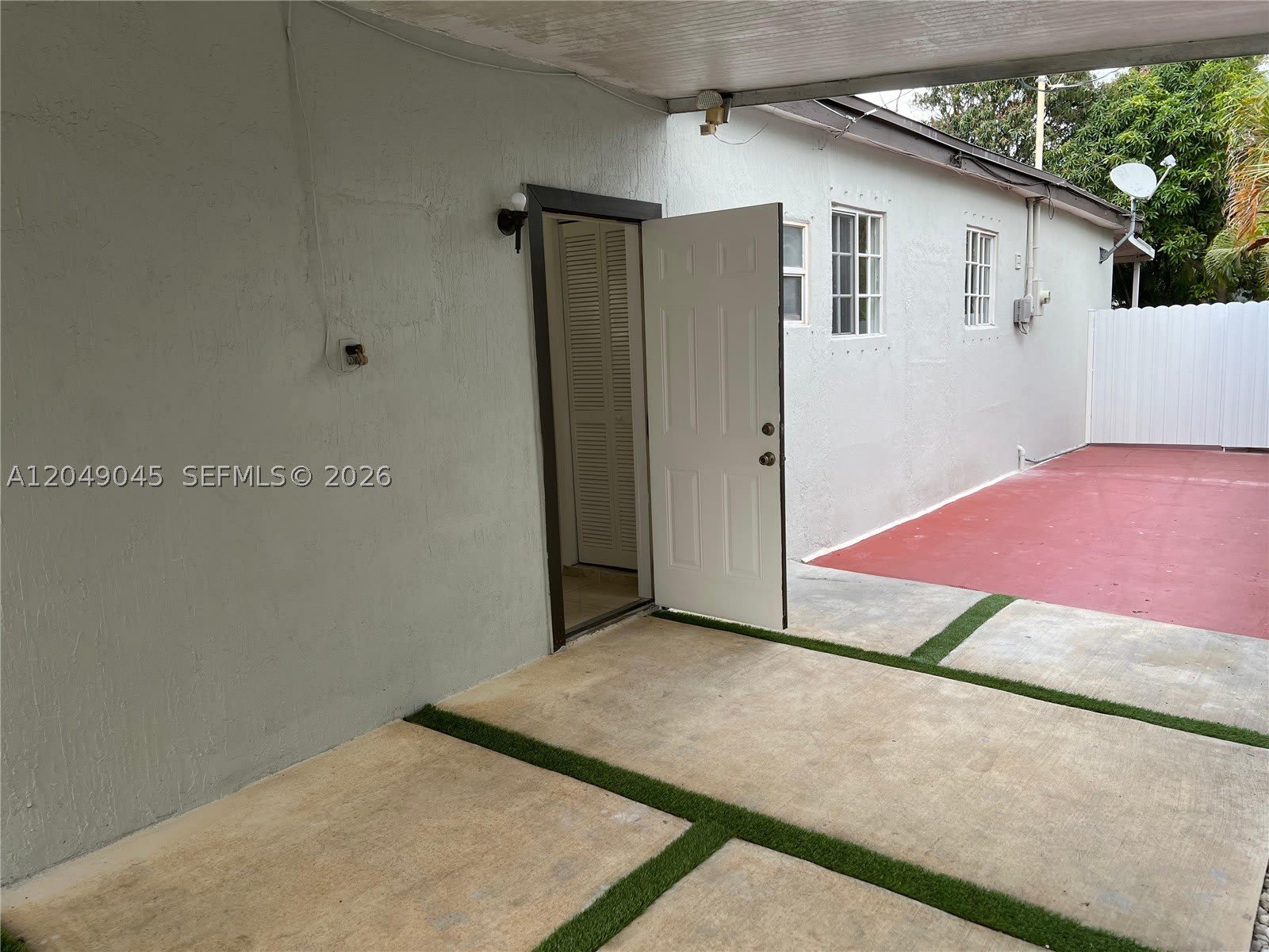4365 W 1st Ave – photo 1 of 16