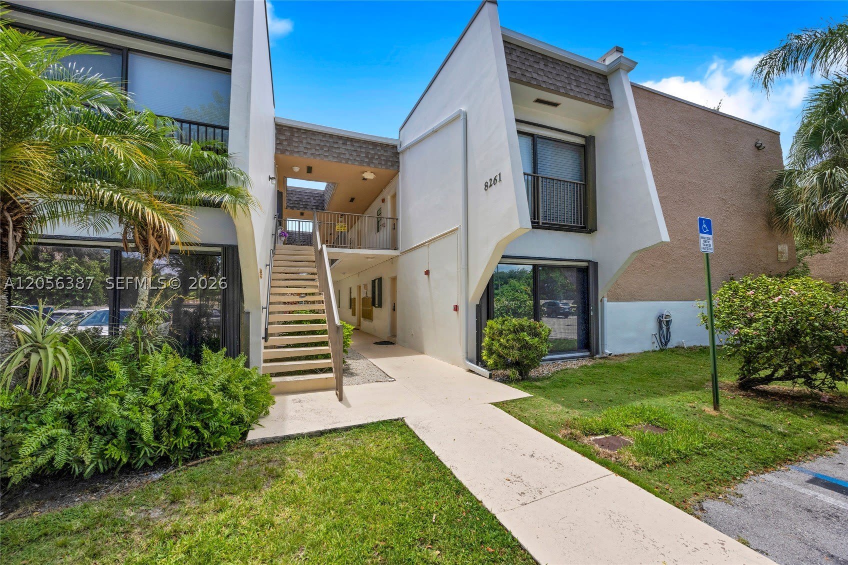 8261 SW 128 St – photo 1 of 25