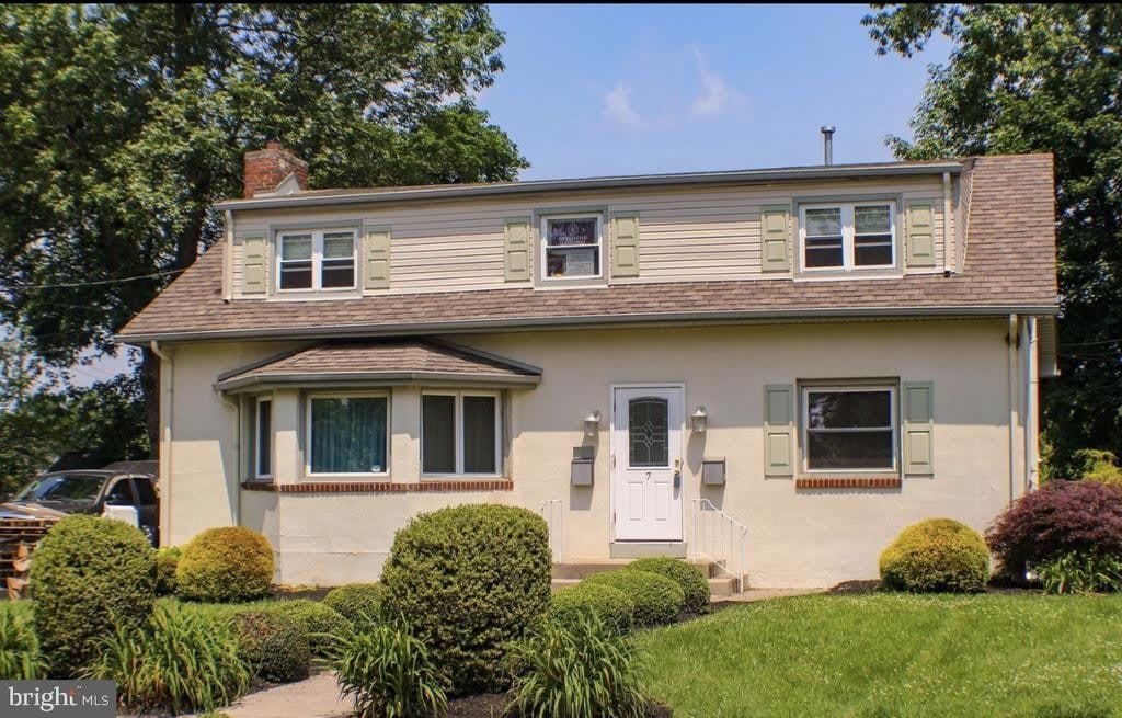 7 KENDALL BOULEVARD – photo 1 of 11