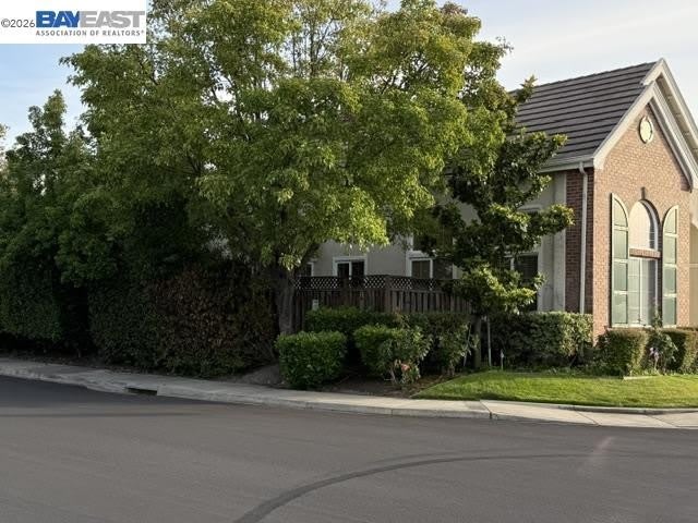 4404 Bangor Ct – photo 1 of 331