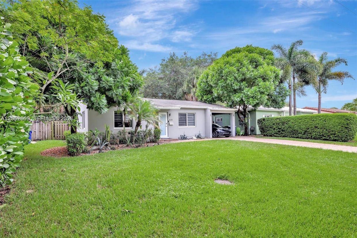 828 Southwest 15th Street – photo 1