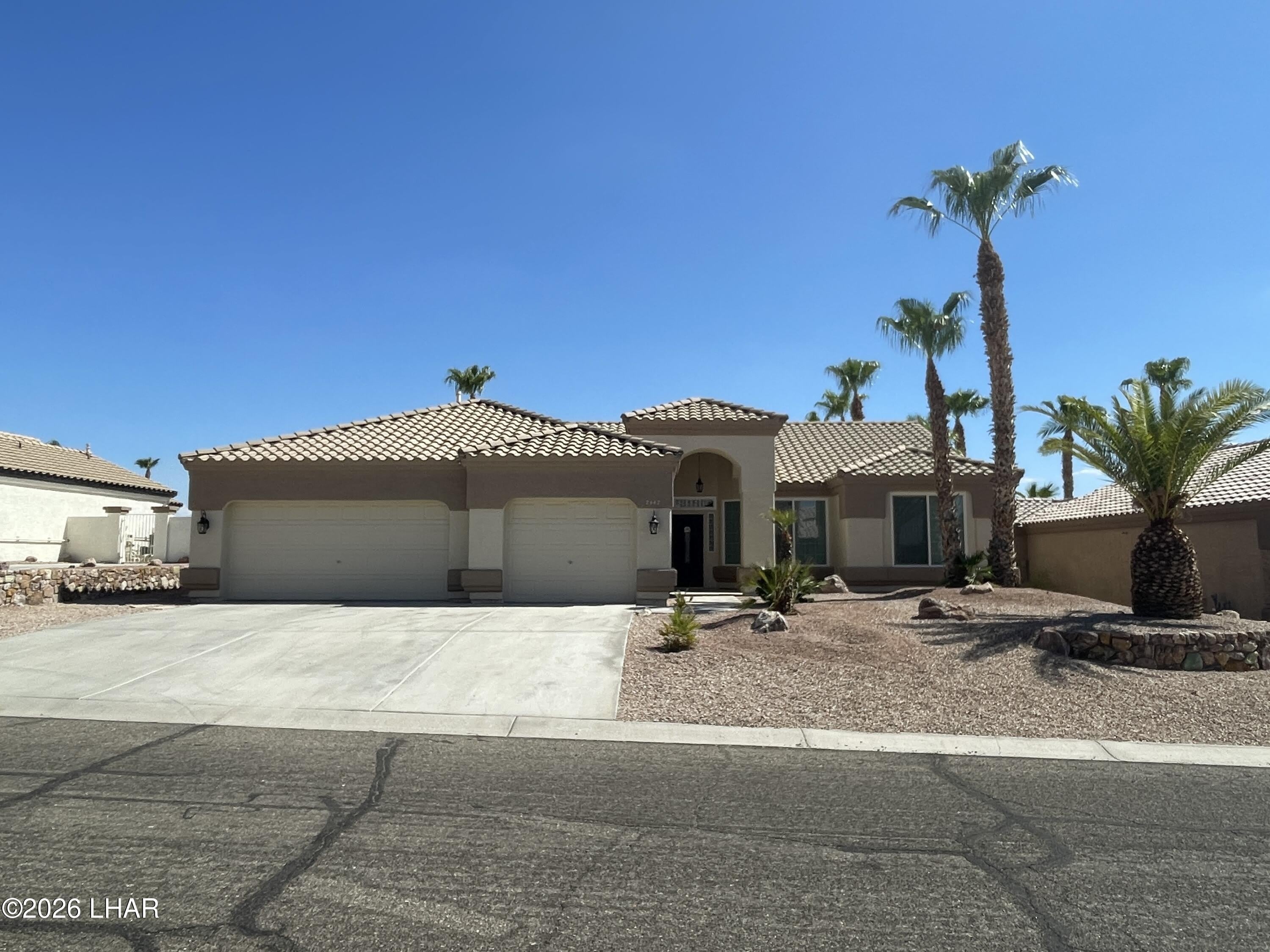 2442 Dawn Dr – photo 1 of 17