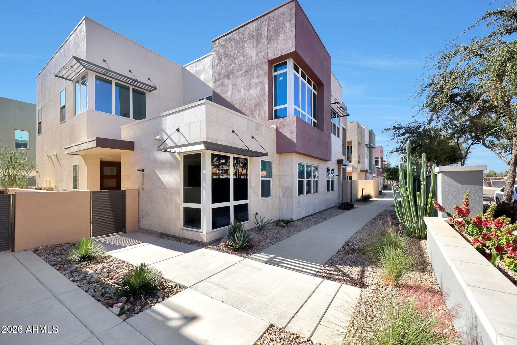 9001 E San Victor Drive – photo 1