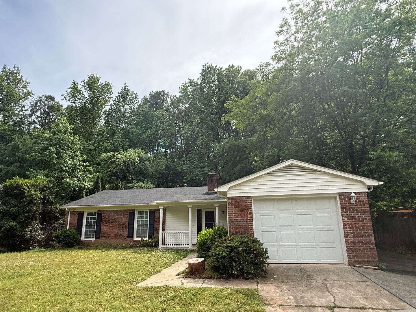 6341 Round Hill Road – photo 1