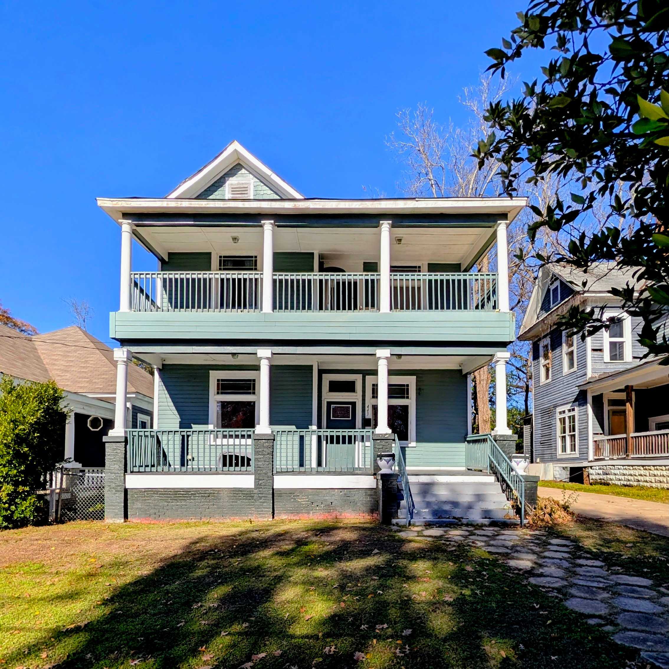 443 Burton Ave – photo 1